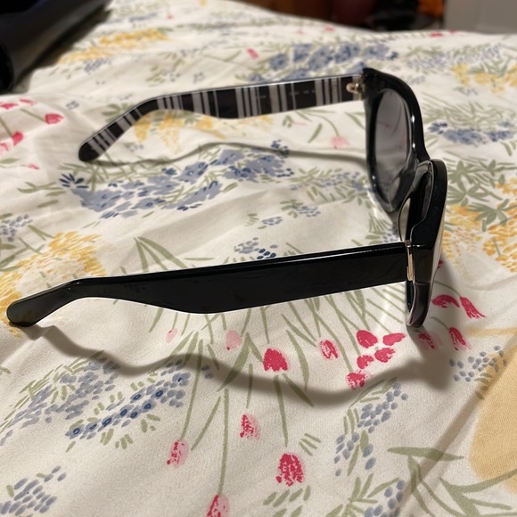 KATE SPADE black cat eye sunglasses